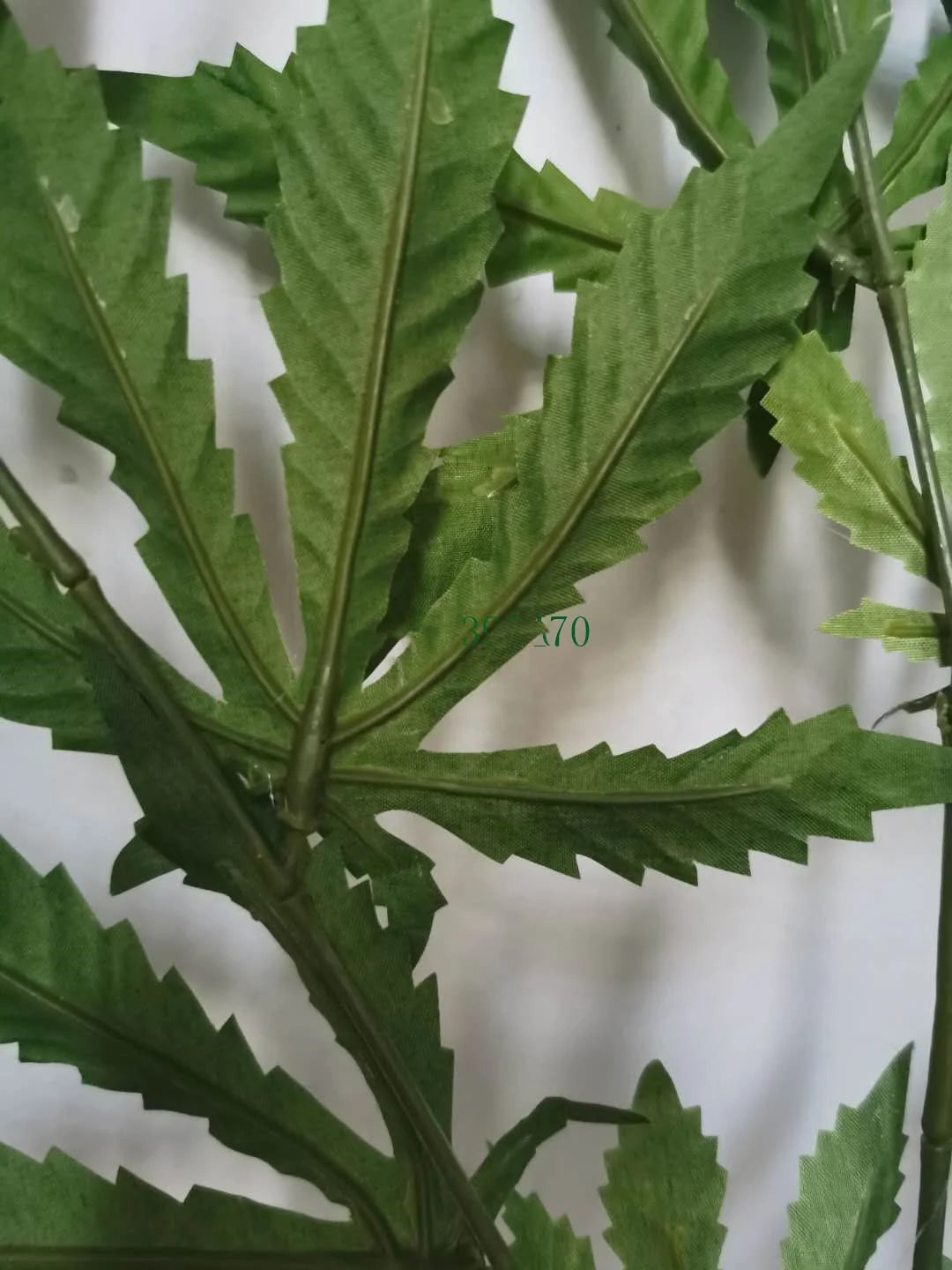 Artificial Hemp Plants 120cm Fabric Plastic Plant with Fake Hemptique Style Green Color 5-8 Years Indoor Lifetime