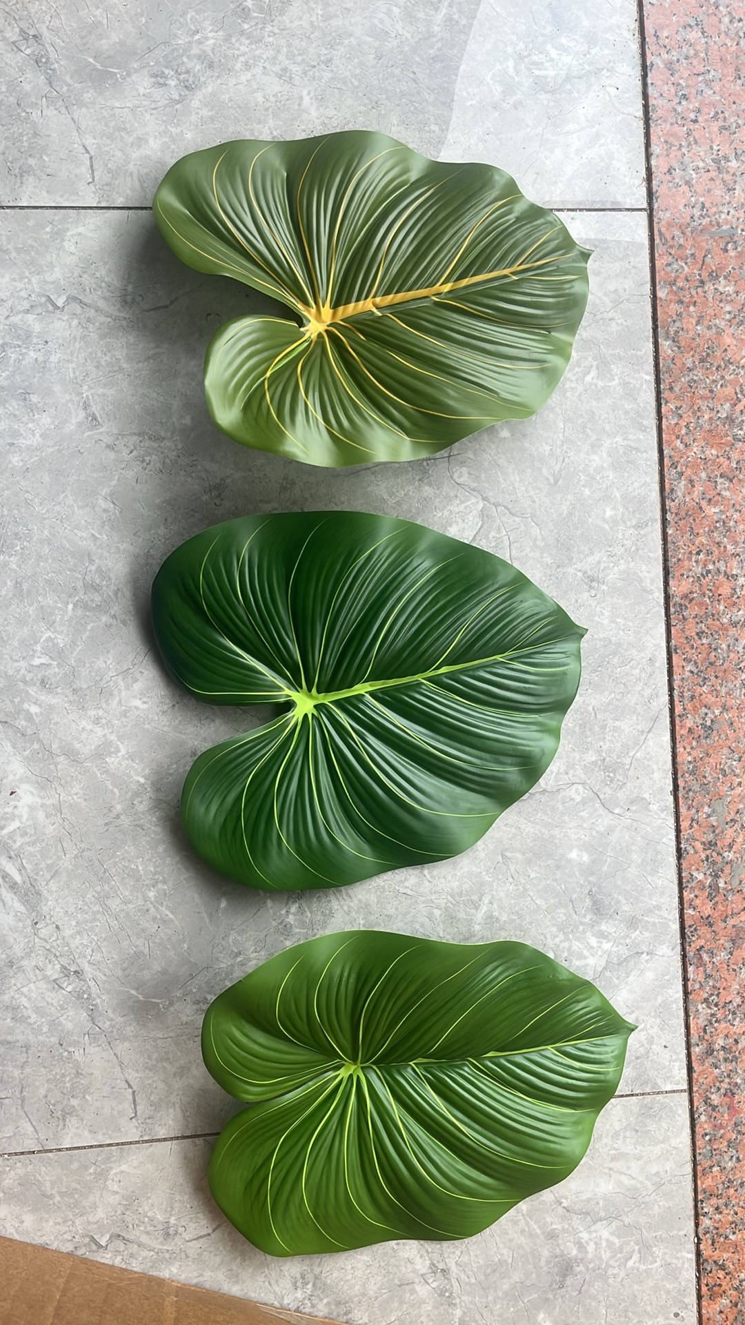 PLANTVERO T8 Plastic Artificial Green Tropical Landscape Big Leaf Tree 4ft Home Decoration for Restaurants Hotels Weddings