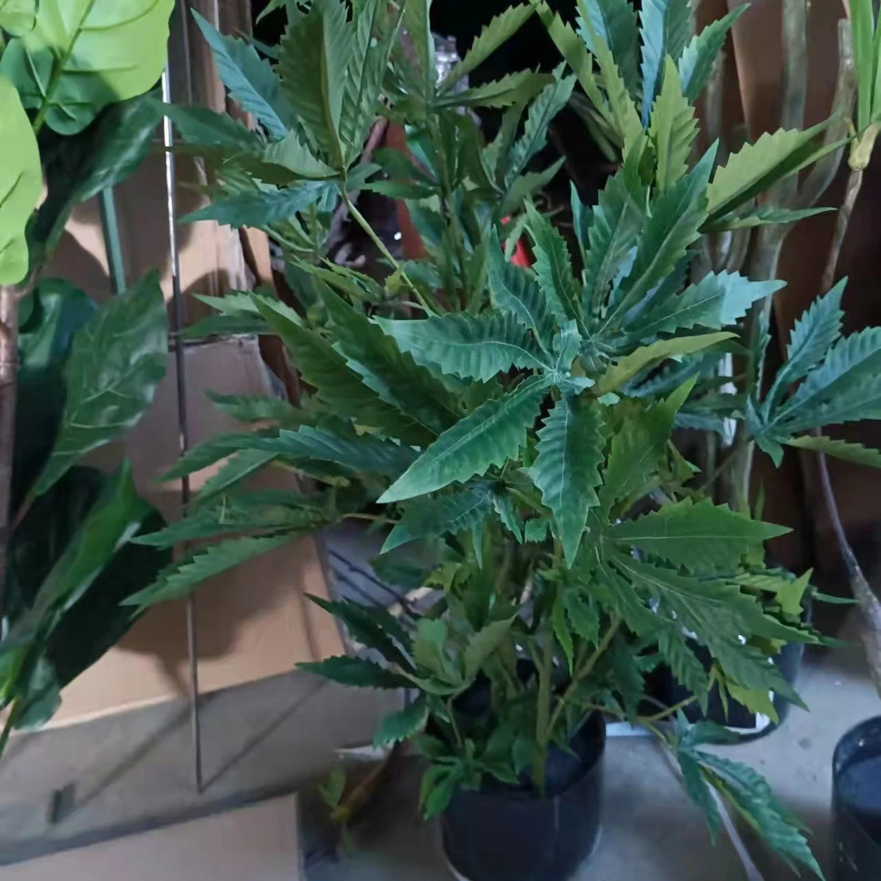 Artificial Hemp Plants Fabric and PE Material Fake Hemp Plastic Plant Green Eco-Friendly 120-150cm in Stock